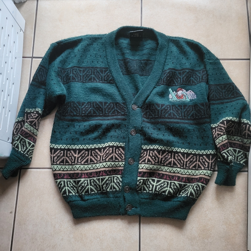 Elegant Teal Cardigan with Embroidered Detail